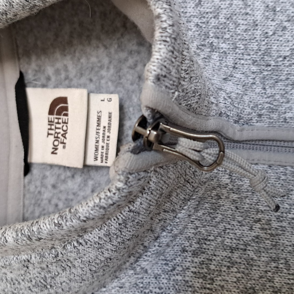 Northface Pullover Top - image 5